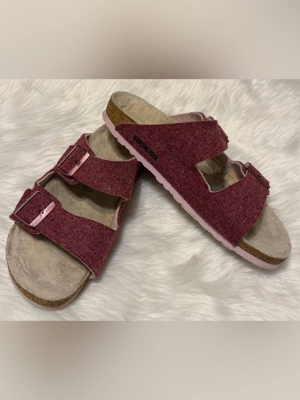 Birkenstock Arizona Felt Two-Strap Sandals - Raspberry Pink